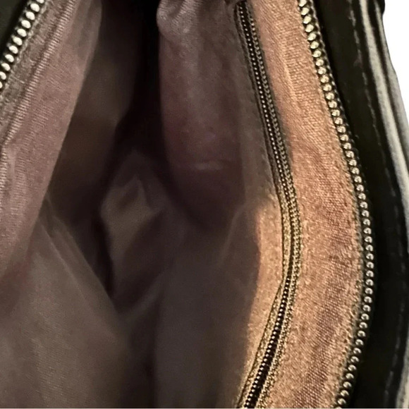 Vegan Leather Crossbody for Women With Removable Strap - Picture 3 of 6